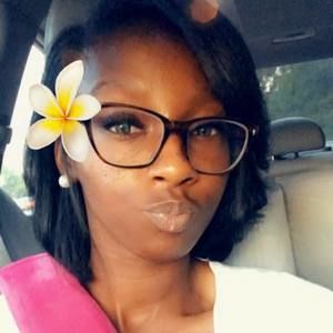 Meet your Posher, Deseree